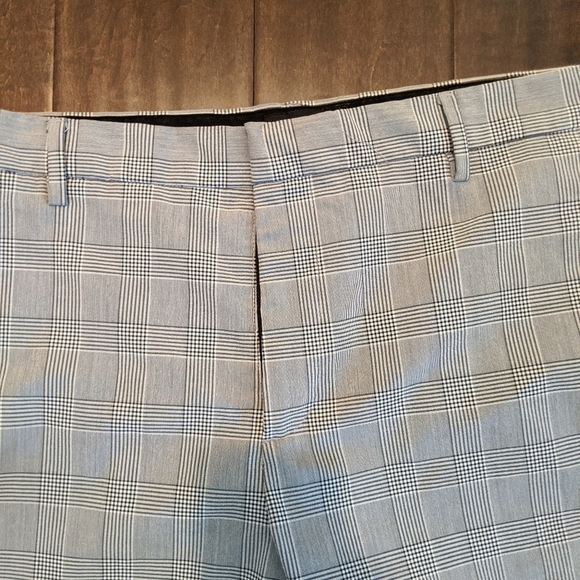 Men's B&W plaid casual short - Picture 7 of 7